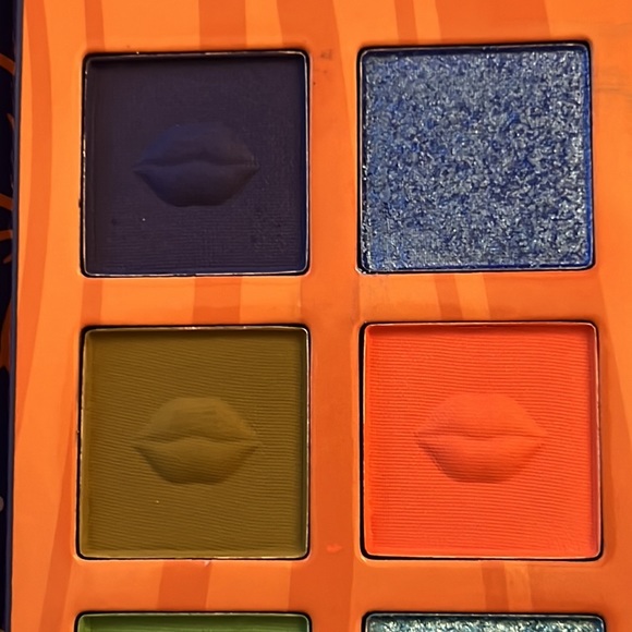 Spoiled Lips Cosmetics Tiki Man Palette - Picture 3 of 8